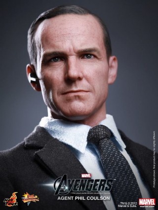 hot toys coulson