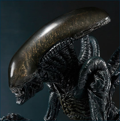 Bandai Releases Details for S.H. MonsterArts Alien vs Predator Figures ...