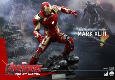 Hot Toys Announces First Quarter Scale Iron Man - Avengers: Age of ...