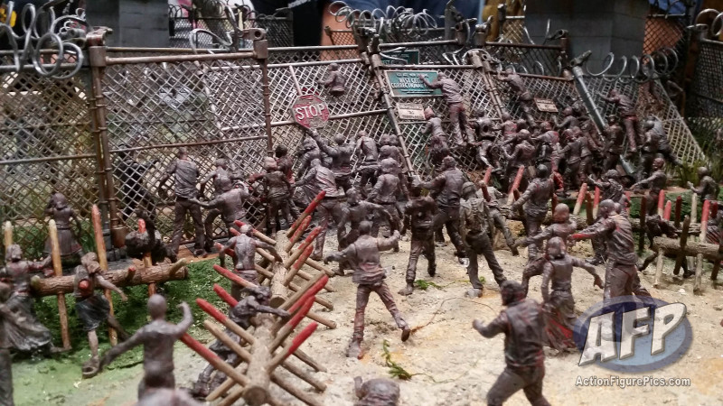 NYCC 2015 - McFarlane Walking Dead Construction Sets (1 of 12)